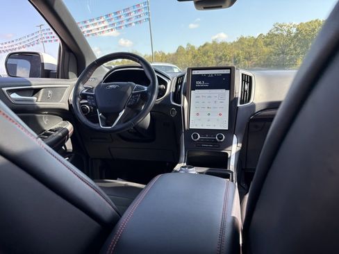 Used 2021 Ford Edge ST-Line image 32