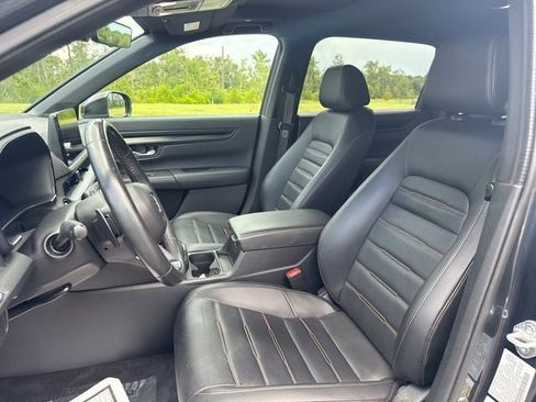 Used 2025 Honda CR-V Sport-L image 9