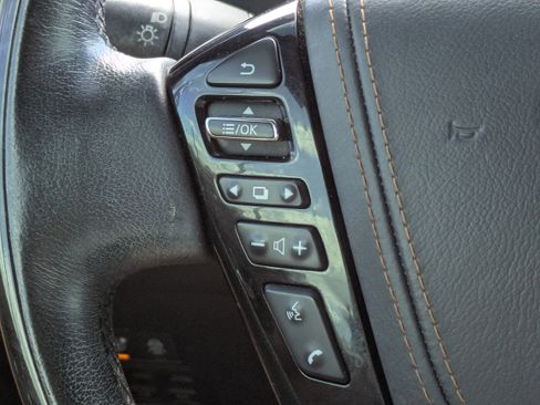 Used 2021 INFINITI QX80 Sensory w/ All-Season Package image 27