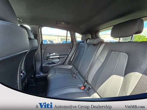 Used 2025 Mercedes-Benz GLA 250 4MATIC image 12