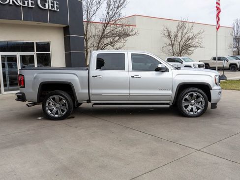 Used 2018 GMC Sierra 1500 Denali w/ Denali Ultimate Package image 8