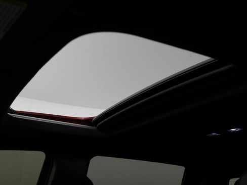 Certified 2024 Chevrolet Silverado 1500 High Country w/ High Country Premium Package image 10