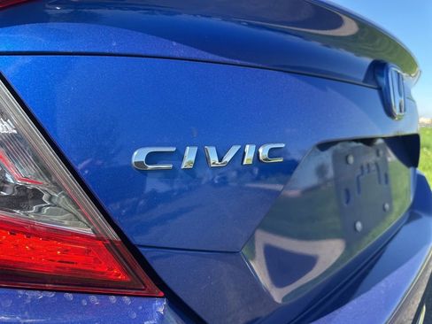 Used 2019 Honda Civic LX image 4