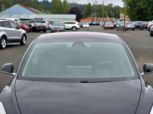 Used 2018 Tesla Model 3 Long Range AWD/4WD image 4