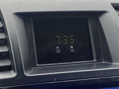 Used 2010 Toyota Highlander 2WD image 18