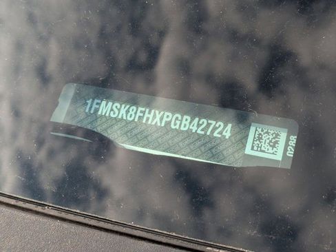 Used 2023 Ford Explorer Limited image 36