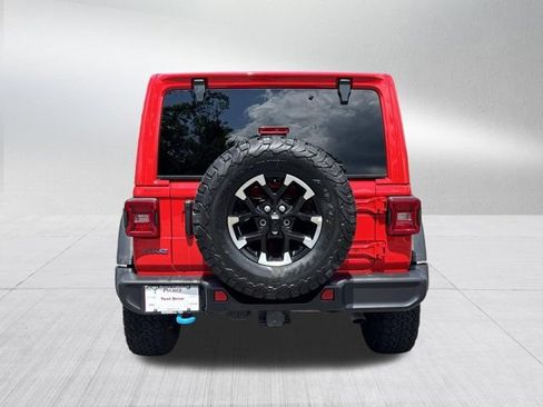 Certified 2025 Jeep Wrangler Unlimited Rubicon 4xe w/ Convenience Group AWD/4WD image 6