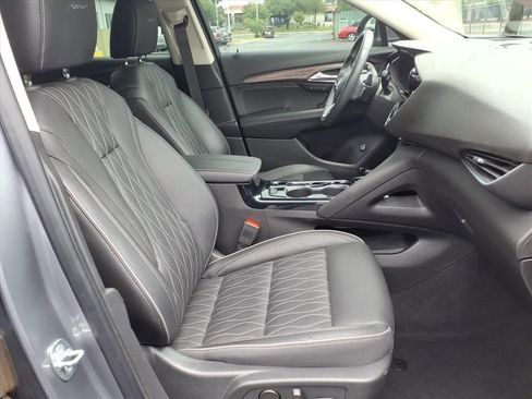 Used 2021 Buick Envision Avenir FWD image 19