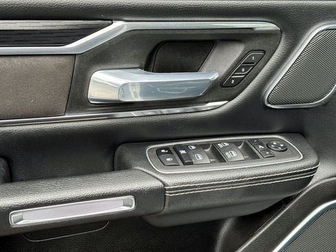 Used 2024 RAM 1500 Laramie image 13