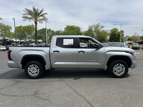 Used 2024 Toyota Tundra SR5 w/ SR5 Convenience Package AWD/4WD image 5