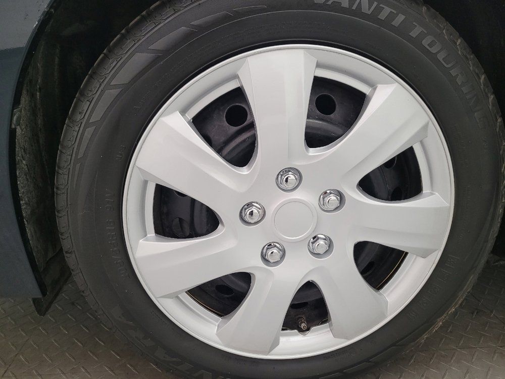 Used 2019 Toyota Corolla LE w/ Body Protection Package FWD image 31