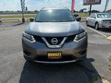 Used 2016 Nissan Rogue SV w/ SV Premium Package image 2