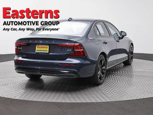 Used 2024 Volvo S60 B5 Core FWD image 5