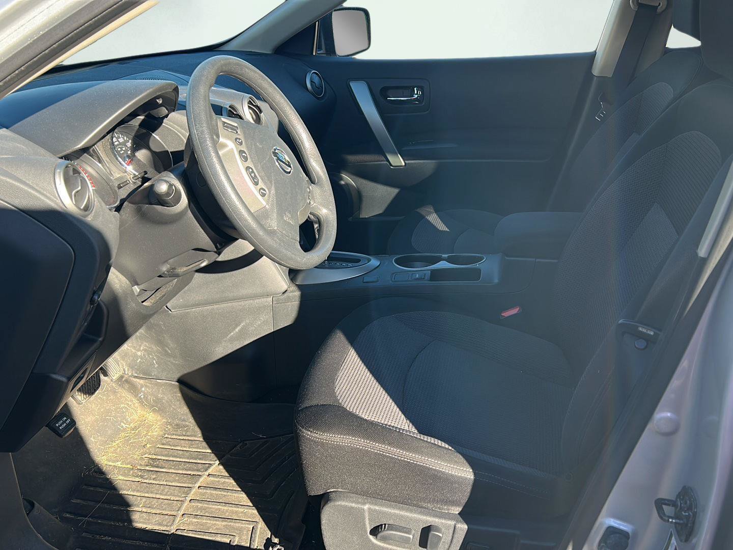 Used 2013 Nissan Rogue SV AWD/4WD image 5