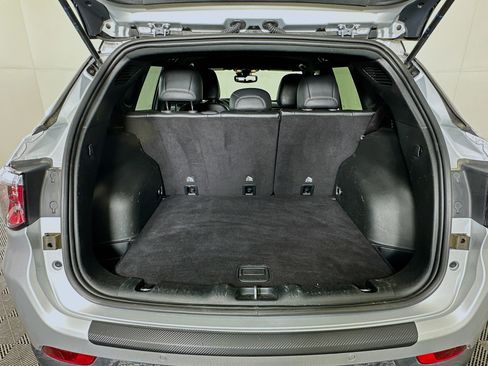 Used 2025 Jeep Compass Limited image 29