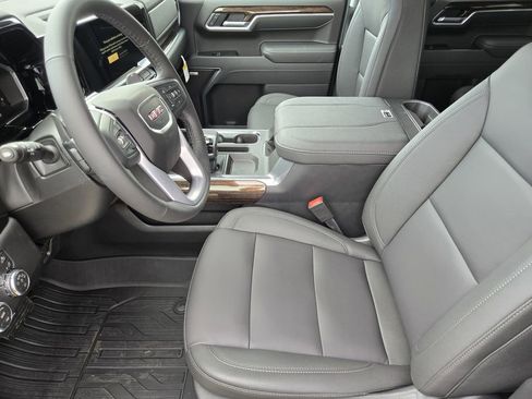 New 2026 GMC Sierra 1500 Elevation w/ Elevation Premium Package AWD/4WD image 8