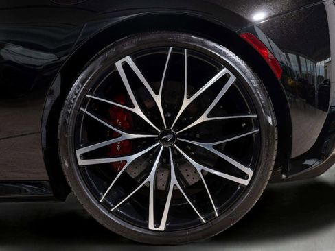 Used 2023 McLaren GT image 34