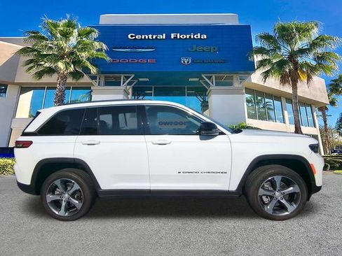 Used 2023 Jeep Grand Cherokee 4WD 4xe w/ Luxury Tech Group II image 4