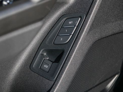 New 2025 Audi Q3 2.0T Premium image 33