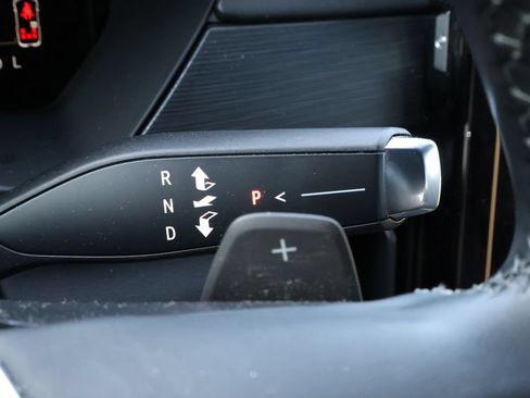 Used 2024 GMC Acadia Elevation FWD image 20