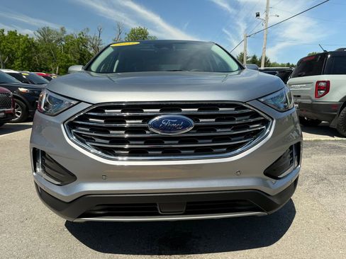 Used 2023 Ford Edge Titanium AWD/4WD image 2