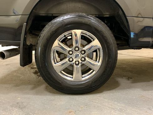 Used 2018 Ford F150 XLT w/ Equipment Group 302A Luxury AWD/4WD image 16