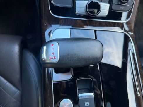 Used 2016 Audi A8 L 4.0T w/ Cold Weather Package image 17
