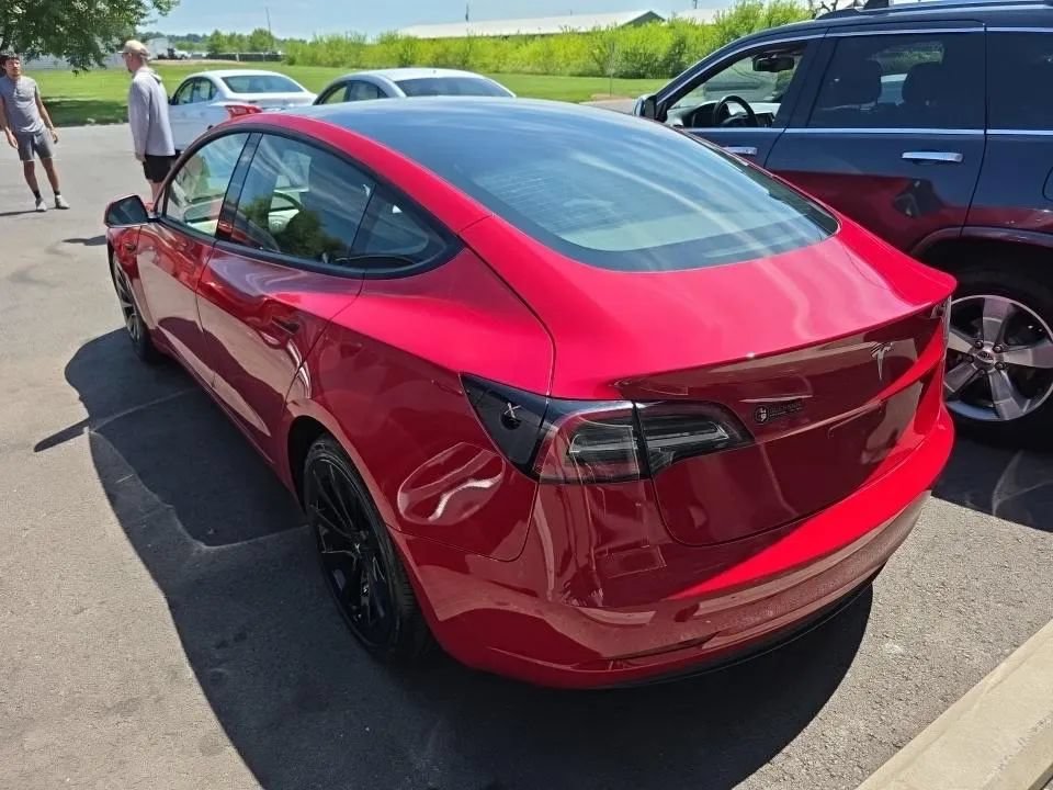 Used 2023 Tesla Model 3 Standard Range RWD image 7