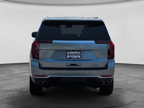 Used 2025 GMC Yukon XL Denali AWD/4WD image 6