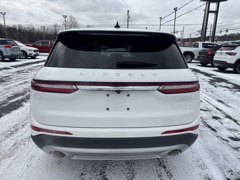 Used 2022 Lincoln Corsair AWD w/ Equipment Group 101A image 4