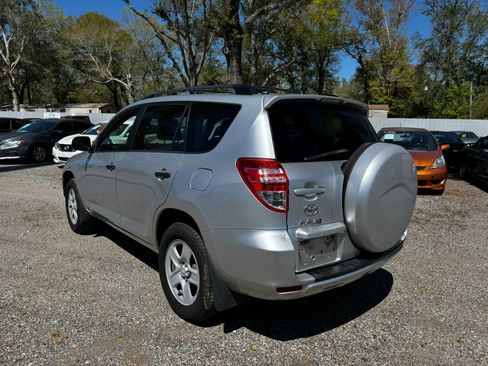 Used 2011 Toyota RAV4 Sport Utility 4D w/ Base L4 Extra Value Pkg image 3