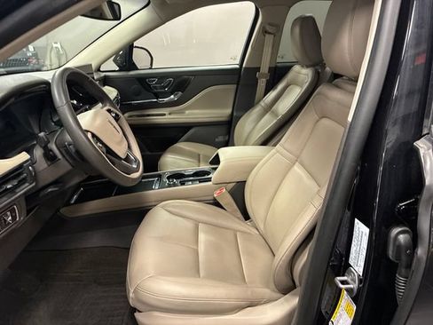 Used 2023 Lincoln Corsair FWD image 9