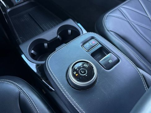 Used 2021 Ford Mustang Mach-E Select image 22