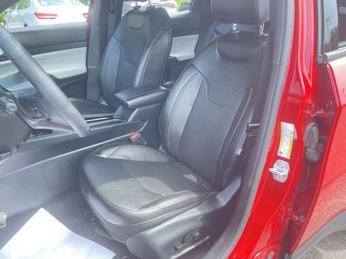 Used 2023 Jeep Compass Limited AWD/4WD image 19
