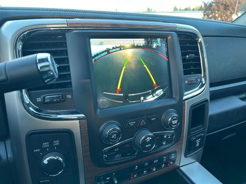 Used 2018 RAM 2500 Laramie w/ Convenience Group image 19