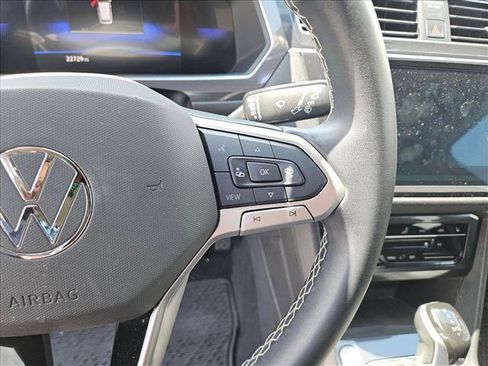 Used 2024 Volkswagen Tiguan SE FWD image 22