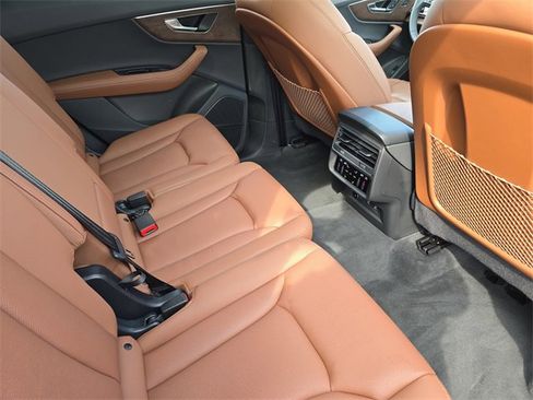 Used 2025 Audi Q7 3.0T Premium Plus w/ Premium Plus Package image 13