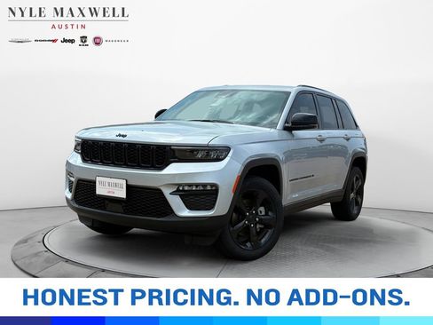 New 2025 Jeep Grand Cherokee Limited w/ Black Appearance Package RWD image 1