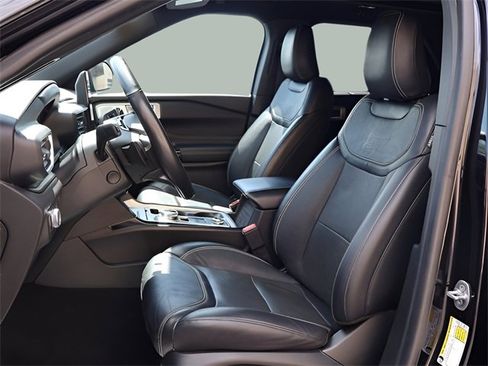 Used 2022 Ford Explorer ST w/ Equipment Group 401A image 8