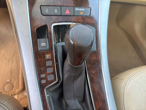 Used 2011 Buick LaCrosse CXS image 13