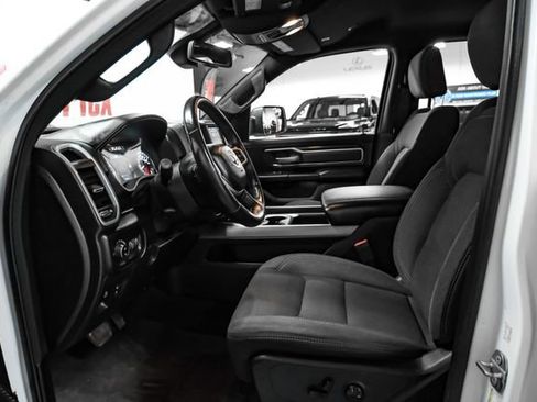 Used 2019 RAM 1500 Big Horn AWD/4WD image 4