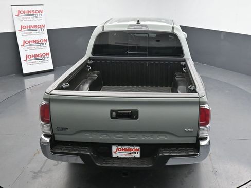 Used 2023 Toyota Tacoma TRD Off-Road image 26