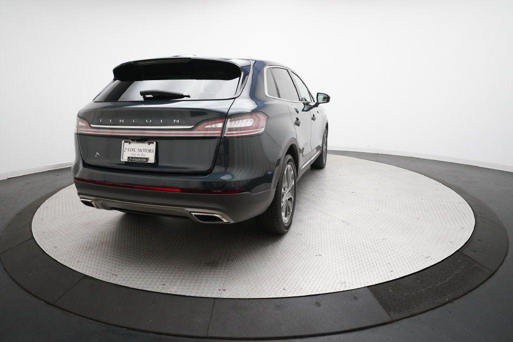 Used 2023 Lincoln Nautilus Reserve w/ Cargo Utility Package AWD/4WD image 13