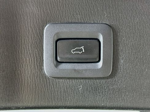 Used 2017 MAZDA CX-5 Touring w/ Preferred Equipment Package AWD/4WD image 29
