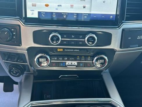 Certified 2022 Ford F250 Limited AWD/4WD image 21
