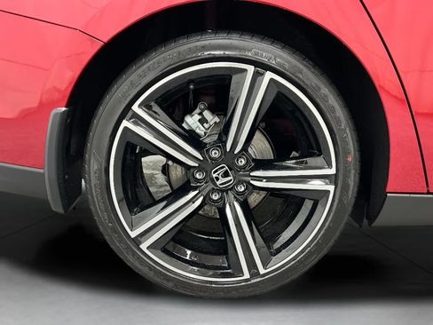 Used 2025 Honda Accord Sport image 10