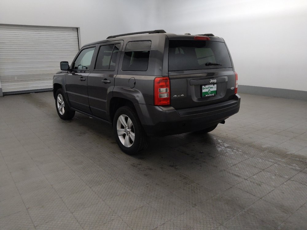 Used 2015 Jeep Patriot Latitude AWD/4WD image 5