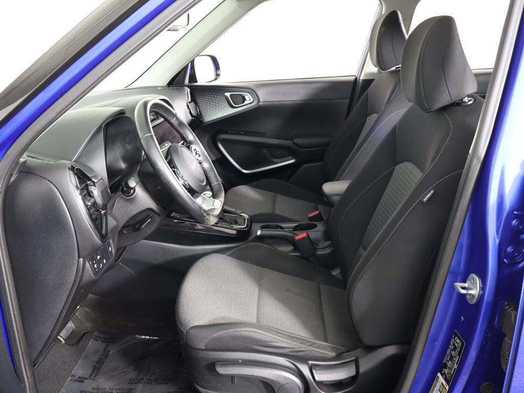 Used 2022 Kia Soul GT-Line FWD image 27