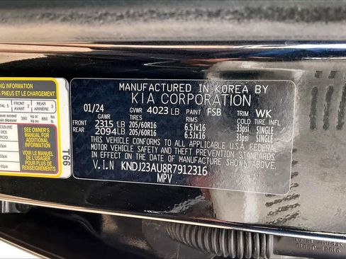 Used 2024 Kia Soul LX w/ Option Group 015 FWD image 32