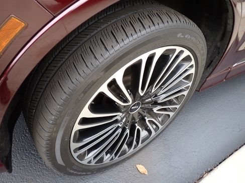 Certified 2022 Lincoln Aviator Black Label image 2